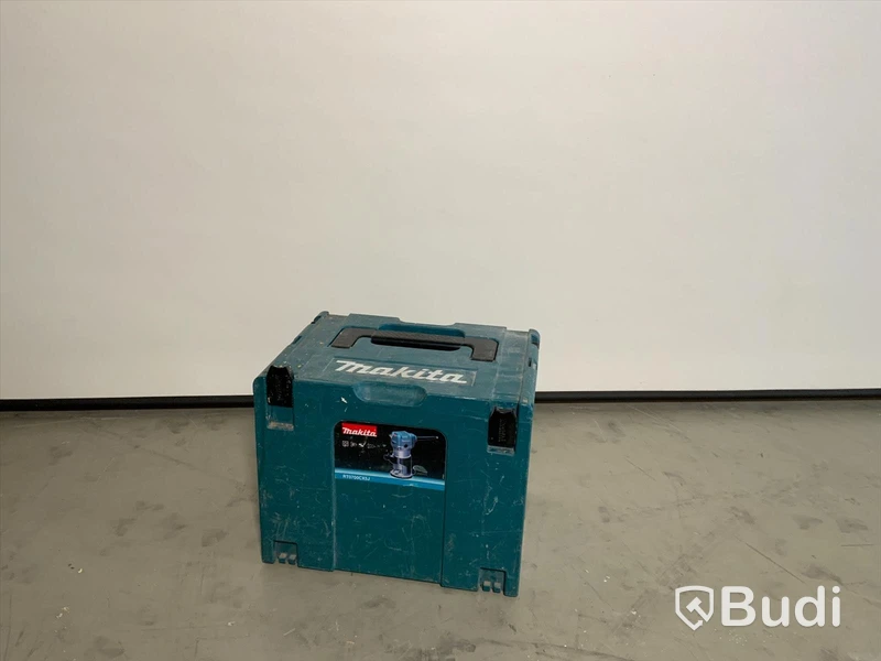 Makita RT0700C inkl case samt tillbehör